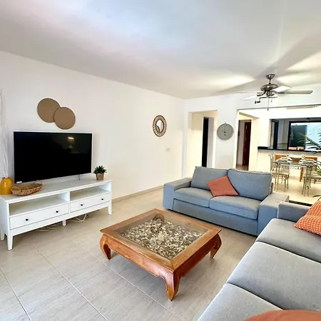 Pentuca * Playa Blanca (Lanzarote)